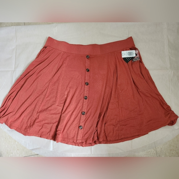 Torrid Mini Super Soft Skirt Size 3 - Picture 7 of 9
